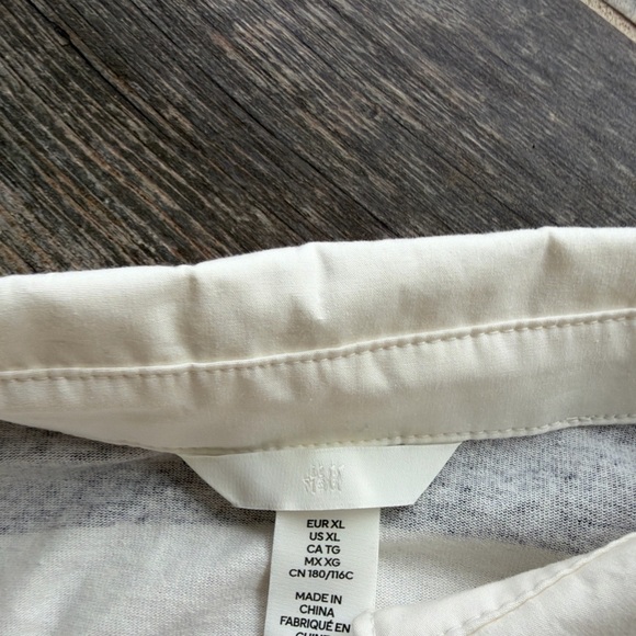 New with tag H & M Navy & White Striped Rugby Shirt - Picture 3 of 5